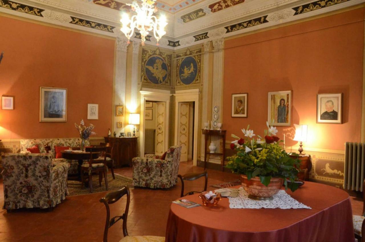 Residenza Storica Palazzo Ricciarelli Villa Volterra Buitenkant foto